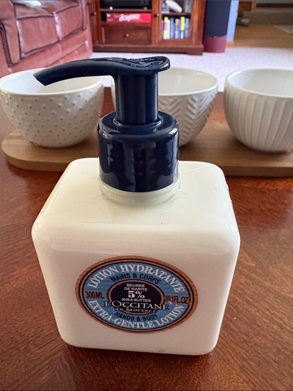 L'Occitane 5% Shea Butter Extra Gentle Hand & Body Lotion 10.1oz 300ml New Rare - Picture 2 of 4